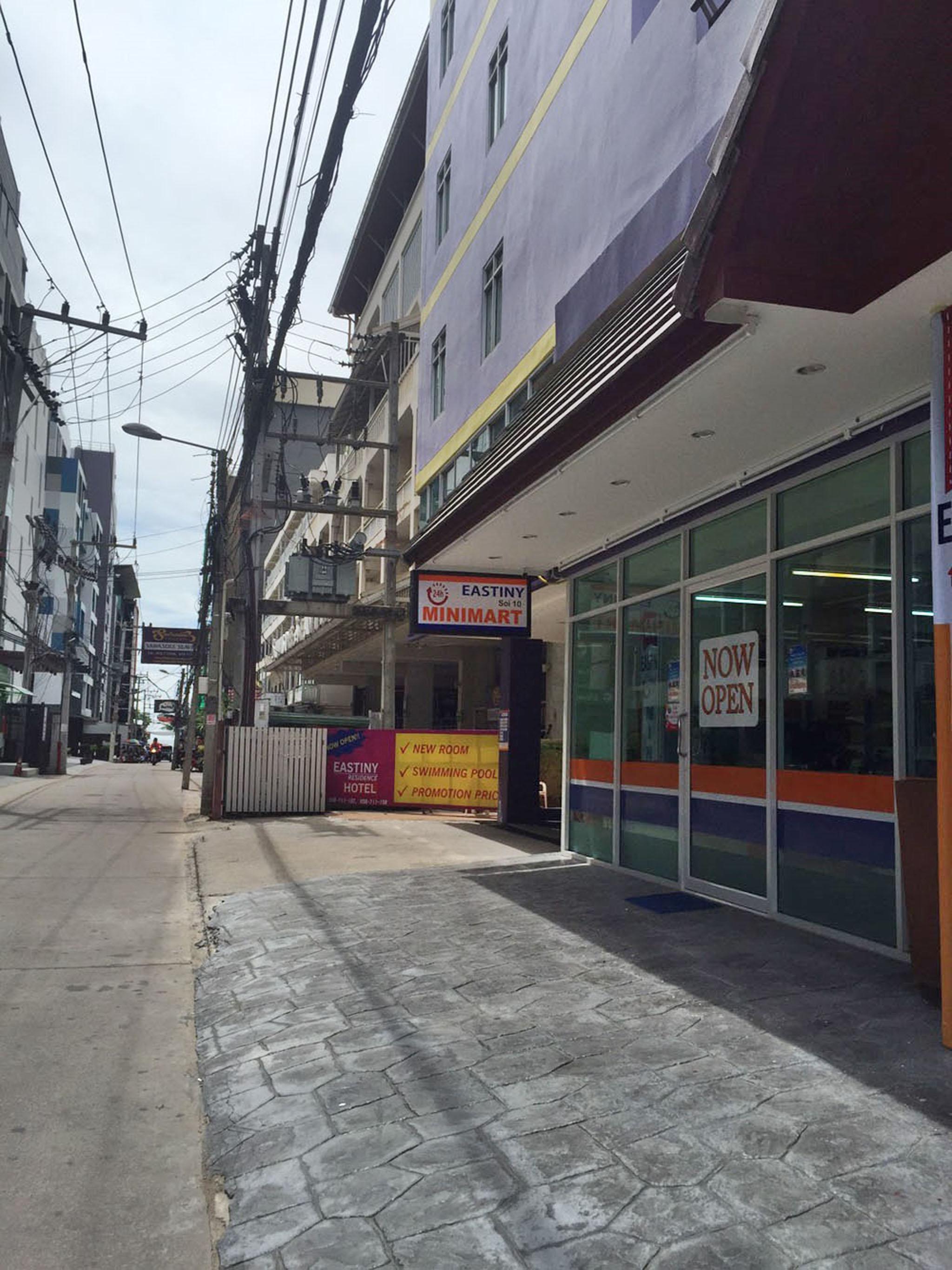 Eastiny Residence Hotel Pattaya Exterior photo