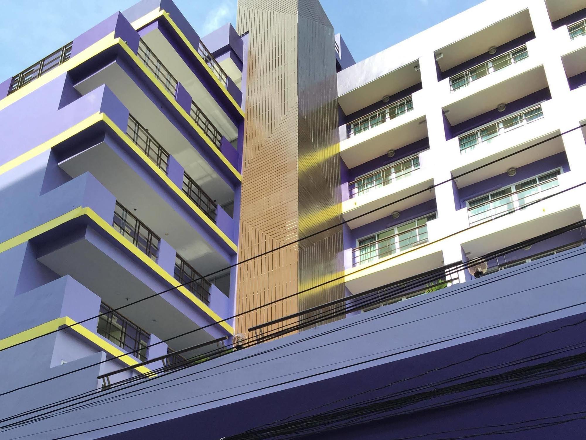 Eastiny Residence Hotel Pattaya Exterior photo